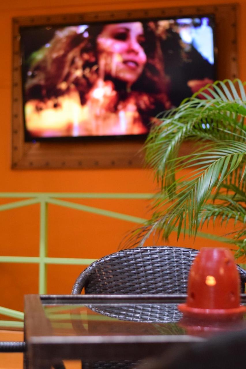 سكاربورو Beverly'S Oasis Suites المظهر الخارجي الصورة